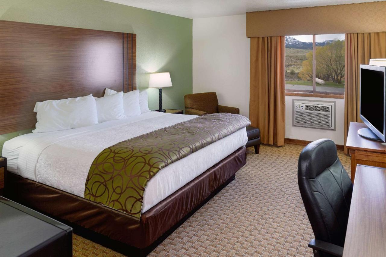 The Ridgeline Hotel At Yellowstone, Ascend Hotel Collection Gardiner Εξωτερικό φωτογραφία