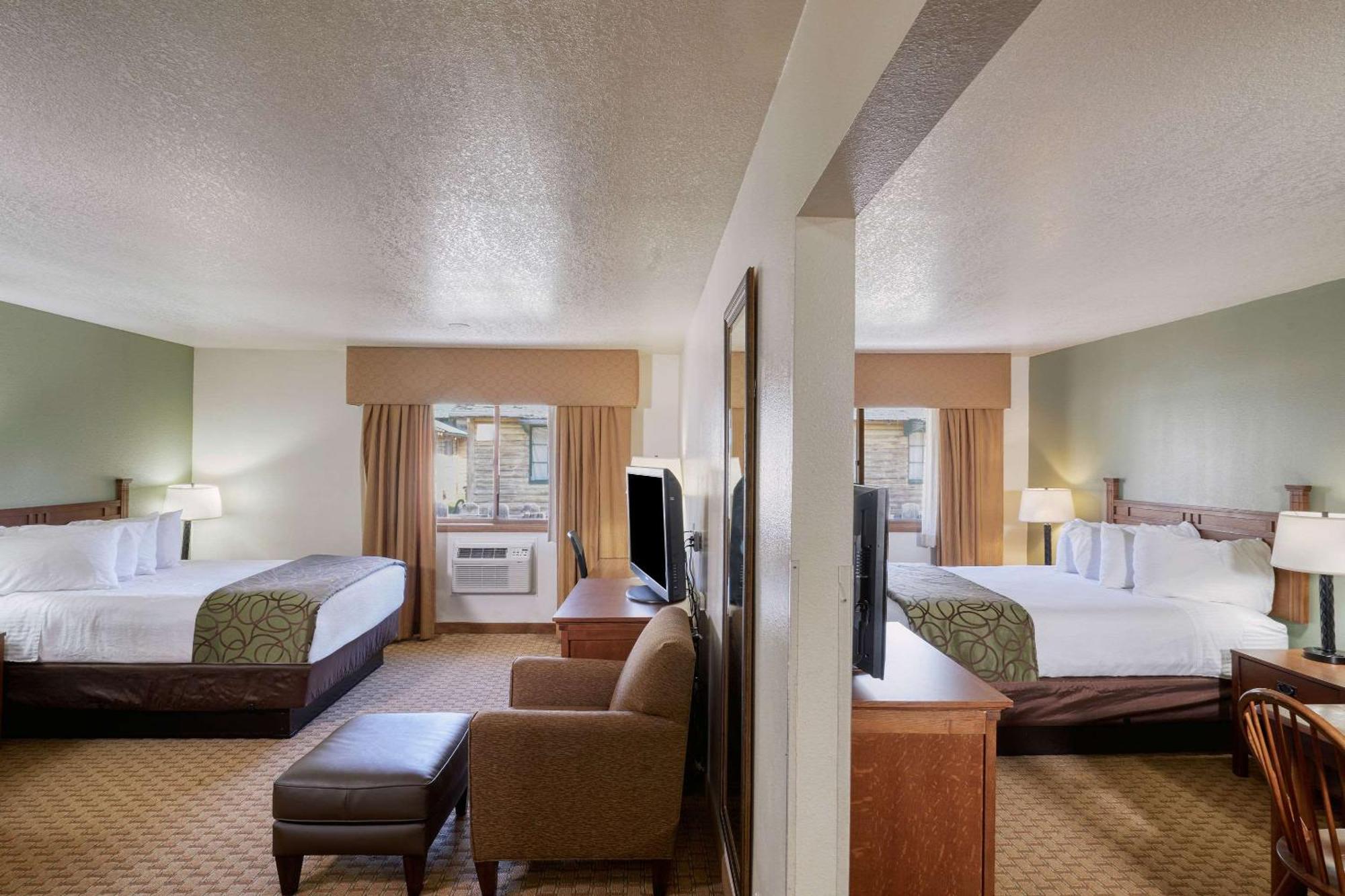 The Ridgeline Hotel At Yellowstone, Ascend Hotel Collection Gardiner Εξωτερικό φωτογραφία