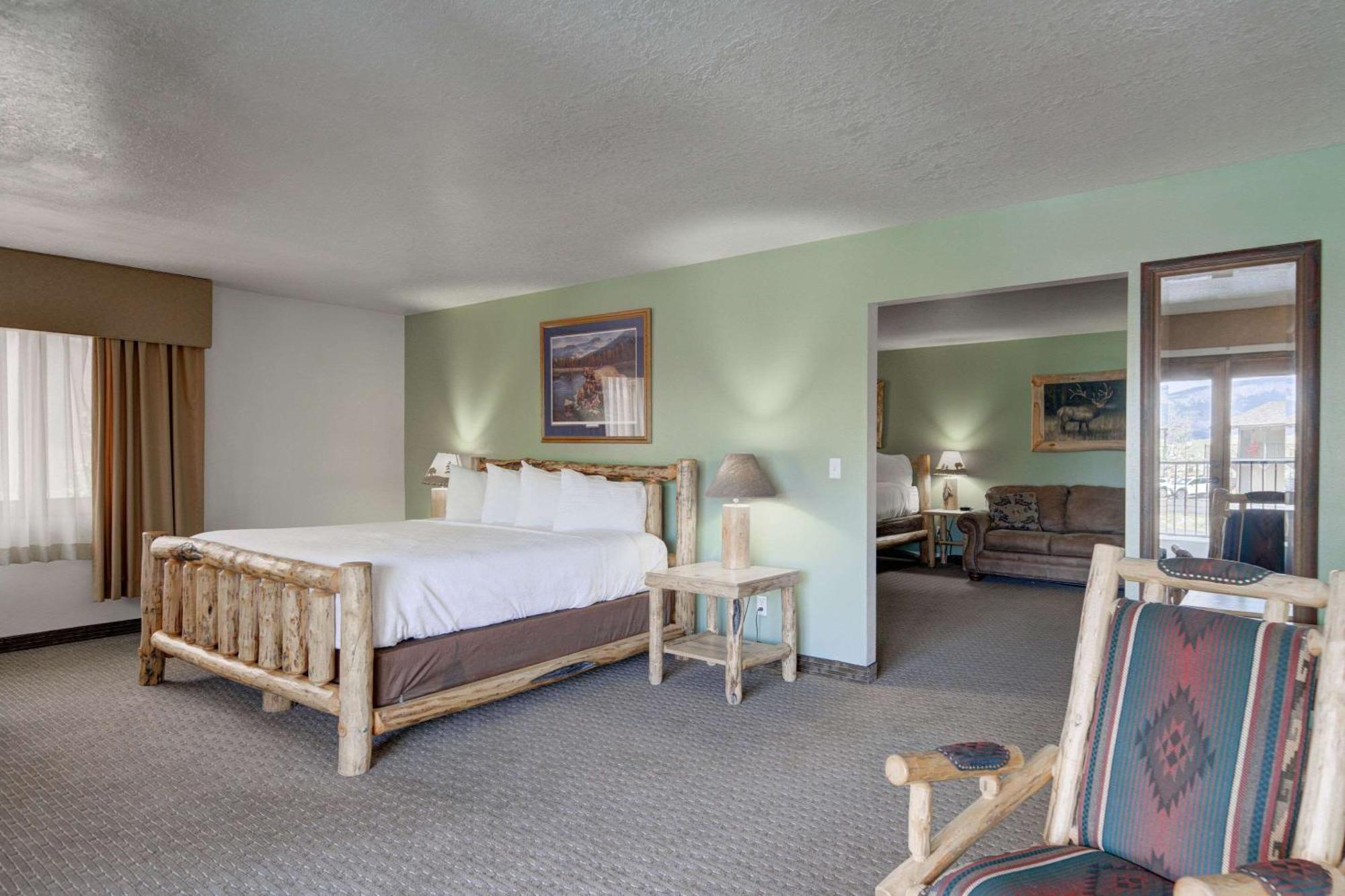 The Ridgeline Hotel At Yellowstone, Ascend Hotel Collection Gardiner Εξωτερικό φωτογραφία