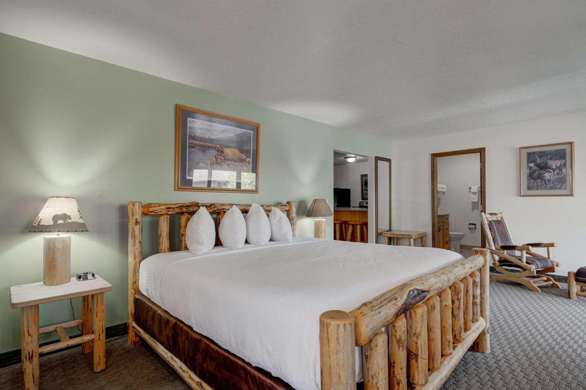 The Ridgeline Hotel At Yellowstone, Ascend Hotel Collection Gardiner Εξωτερικό φωτογραφία