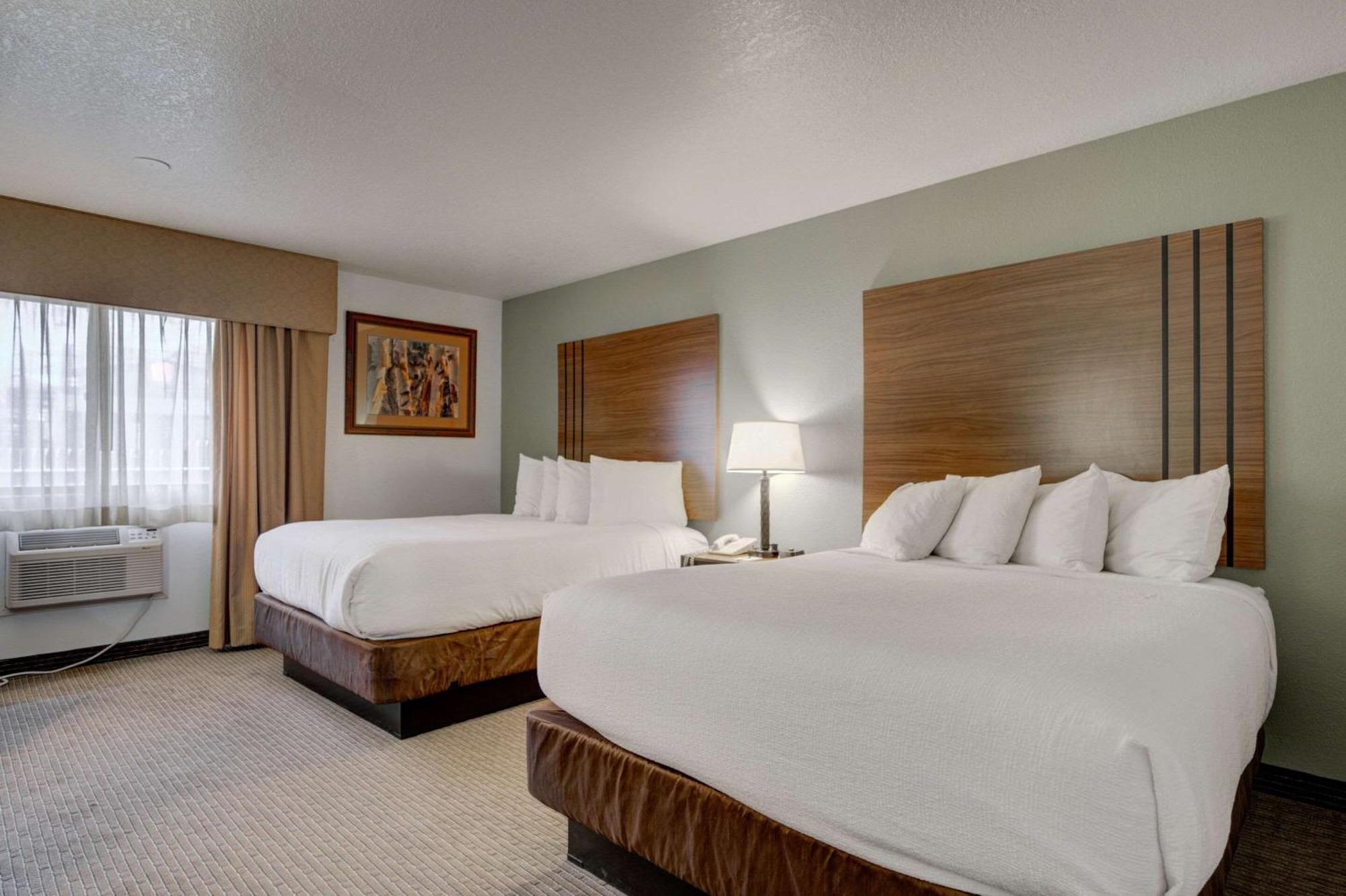 The Ridgeline Hotel At Yellowstone, Ascend Hotel Collection Gardiner Εξωτερικό φωτογραφία