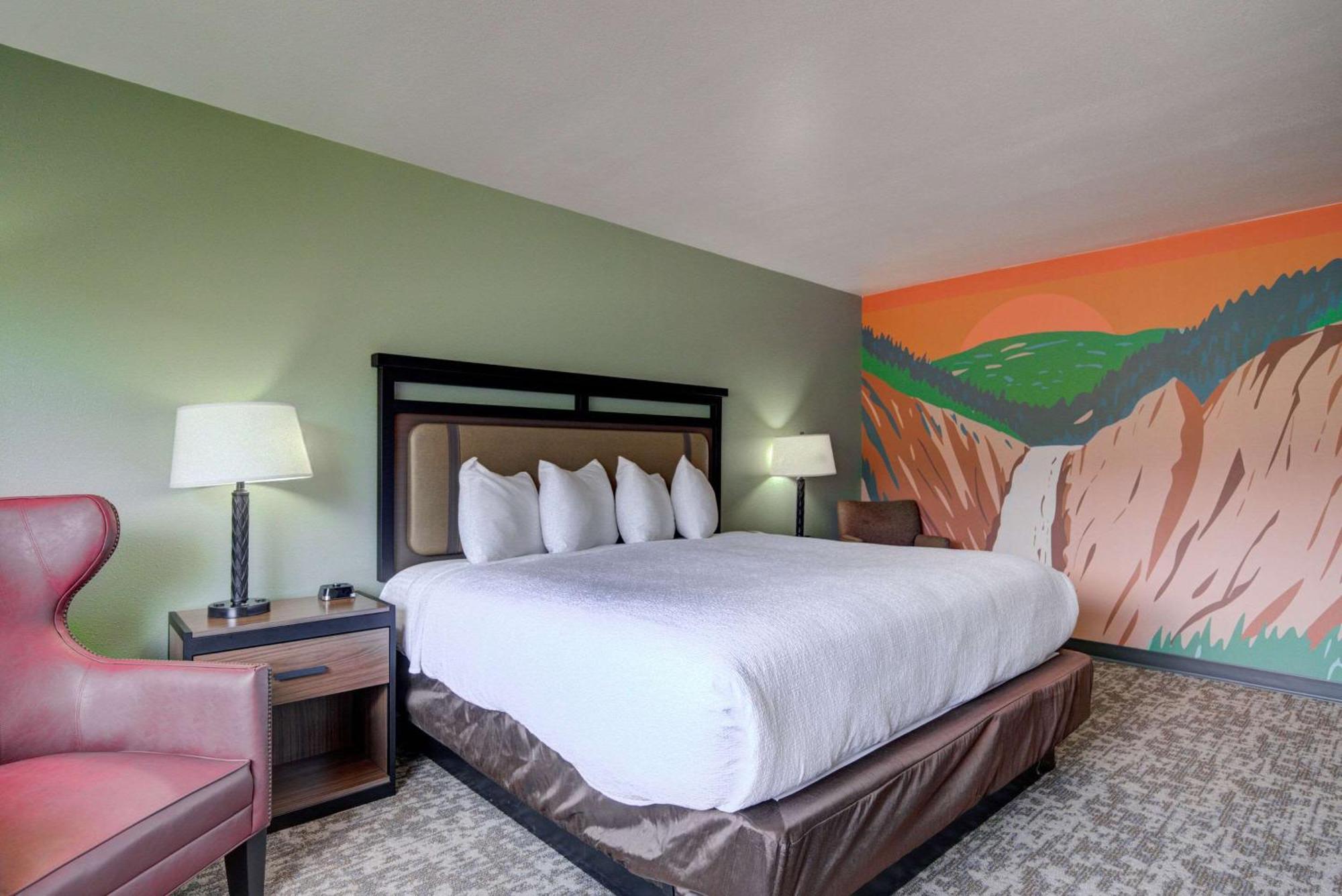 The Ridgeline Hotel At Yellowstone, Ascend Hotel Collection Gardiner Εξωτερικό φωτογραφία
