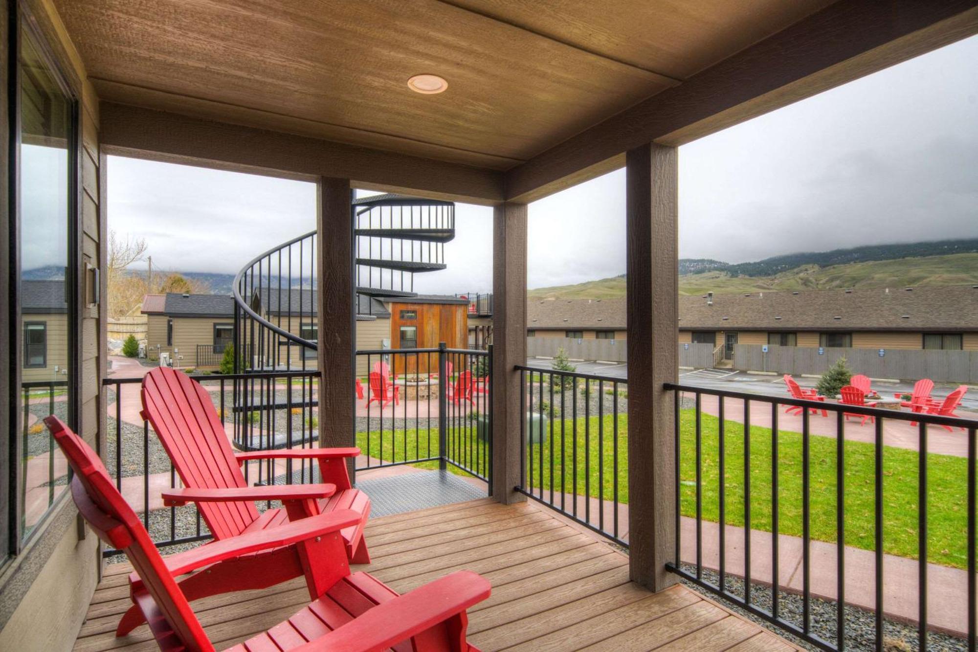 The Ridgeline Hotel At Yellowstone, Ascend Hotel Collection Gardiner Εξωτερικό φωτογραφία